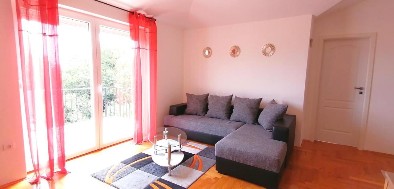 Apartment Cindy ลอฟราน ภายนอก รูปภาพ