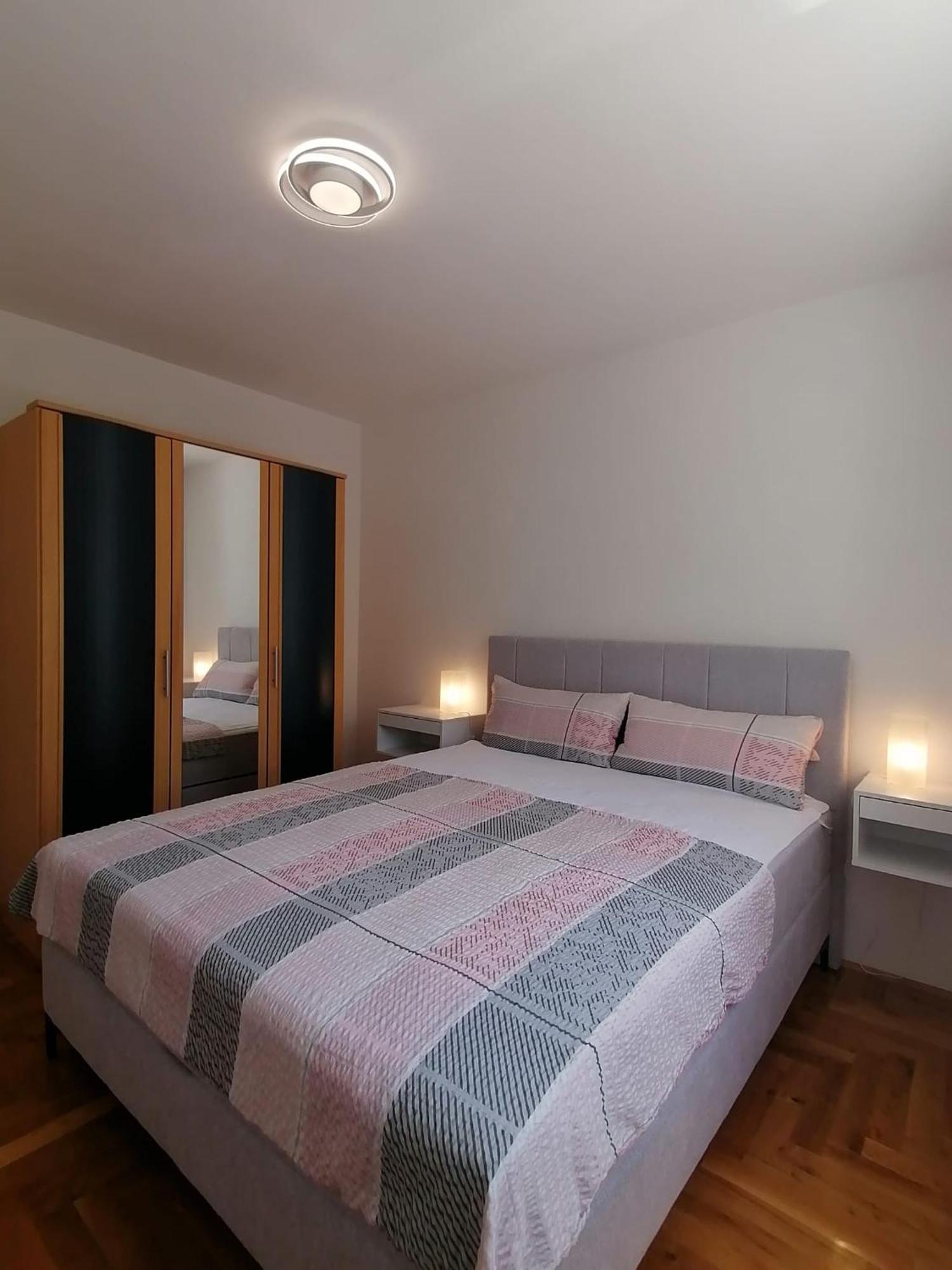 Apartment Cindy ลอฟราน ภายนอก รูปภาพ
