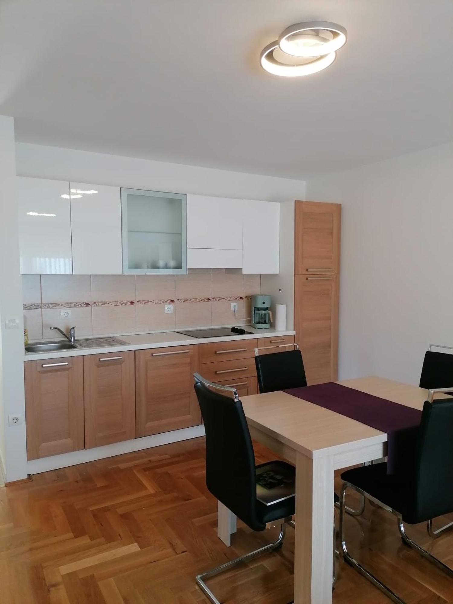 Apartment Cindy ลอฟราน ภายนอก รูปภาพ