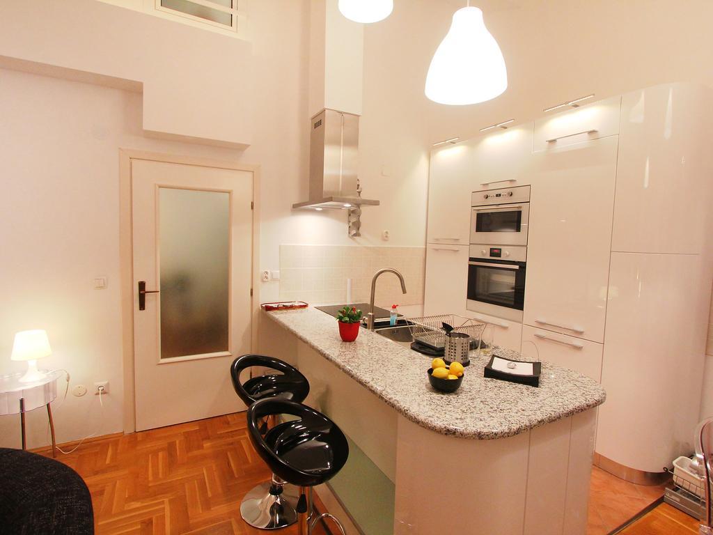 Apartment Cindy ลอฟราน ภายนอก รูปภาพ