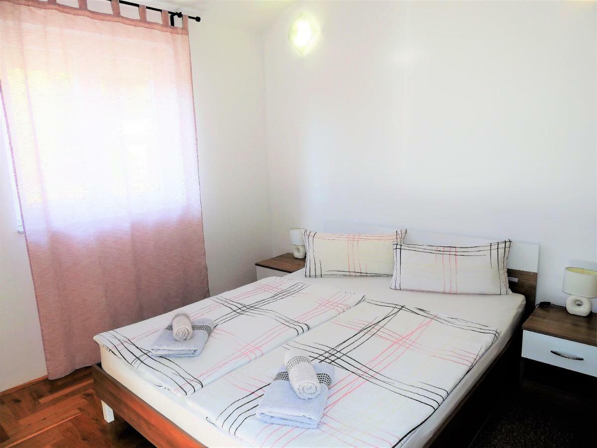 Apartment Cindy ลอฟราน ภายนอก รูปภาพ